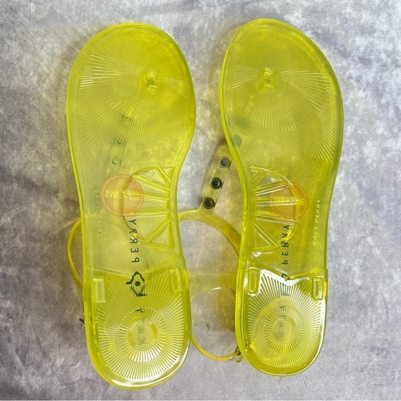 KATY Perry Womens The Geli-Pvc Ankle Strap Smiley Faces Flat Sandals Yellow - Picture 7 of 9